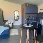 Monpe Apartmanik S Atmosferou شقة *