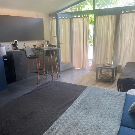 Monpe Apartmanik S Atmosferou Apartmán Komarno