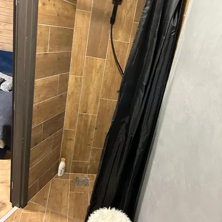Monpe Apartmanik S Atmosferou Lejlighed Komárno